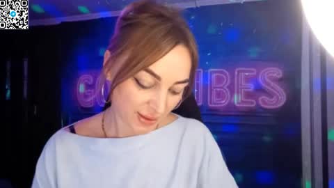 Snapshot of blonde_temptation chatting on 11-17-25, 11:27 Meryem online show from 11-17-25, 11:27