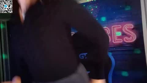 Snapshot of blonde_temptation chatting on 11-22-25, 11:09 Meryem online show from 11-22-25, 11:09