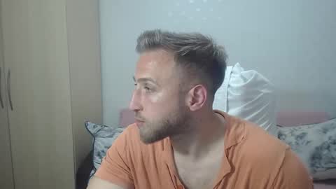 Mr Blond online show from 05-17-26, 09:22