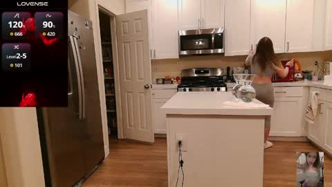 Bubbles online show from 04-08-26, 06:24