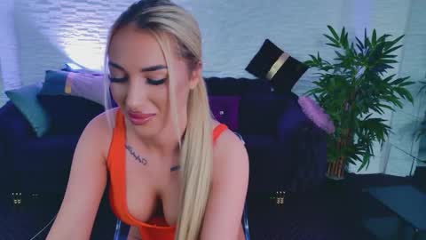 Kiki online show from 04-28-26, 07:08