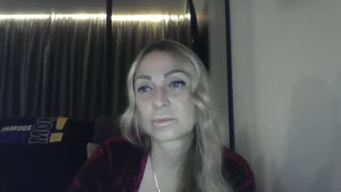 Snapshot of blondkitti chatting on 10-02-25, 08:27 Iren online show from 10-02-25, 08:27
