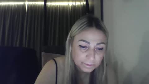 Snapshot of blondkitti chatting on 10-16-25, 06:53 Iren online show from 10-16-25, 06:53