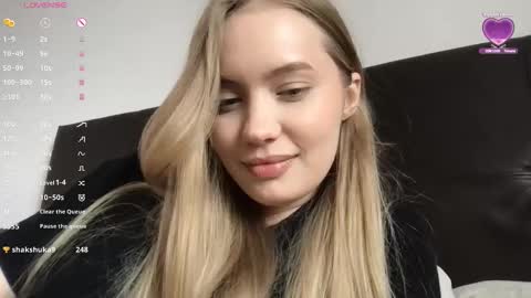 Blondy bunny online show from 03-05-26, 05:14