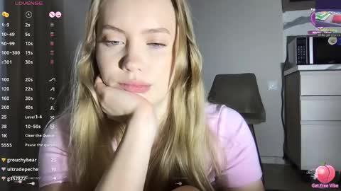 Blondy bunny online show from 03-26-26, 11:27