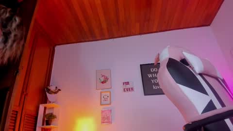 Isis online show from 09-26-25, 02:15