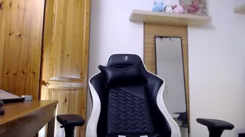 blondyelena online show from 10-12-25, 07:29