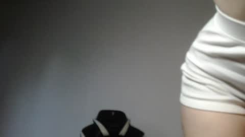 Snapshot of blondyelena chatting on 07-26-26, 06:26 blondyelena online show from 07-26-26, 06:26