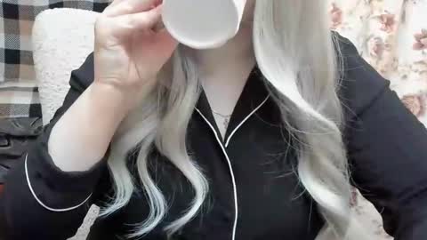 blondymargaret online show from 03-03-25, 09:22