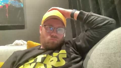 Snapshot of bloodbank23 chatting on 12-29-24, 04:51 Thomas online show from 12-29-24, 04:51