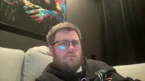 Snapshot of bloodbank23 chatting on 01-07-25, 06:24 Thomas online show from 01-07-25, 06:24