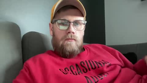 Snapshot of bloodbank23 chatting on 02-11-25, 02:35 Thomas online show from 02-11-25, 02:35