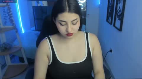 Snapshot of bloom_winxx chatting on 02-11-26, 03:00 bloom_winxx online show from 02-11-26, 03:00