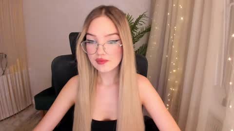 Sophia online show from 01-29-25, 06:50