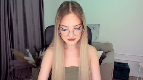 Sophia online show from 01-31-25, 07:51