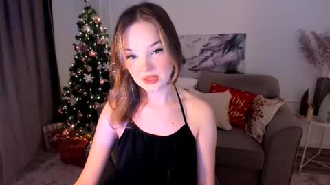 Sophia online show from 12-17-25, 07:53