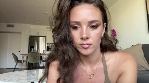 Emma Bloom online show from 10-05-25, 07:56