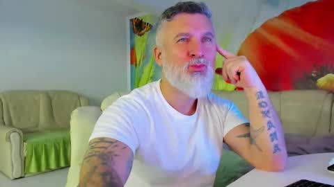 Snapshot of blowmyxxl chatting on 01-05-26, 05:49 Nico online show from 01-05-26, 05:49