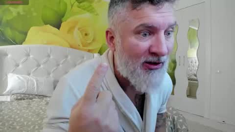 Snapshot of blowmyxxl chatting on 02-20-26, 08:49 Nico online show from 02-20-26, 08:49