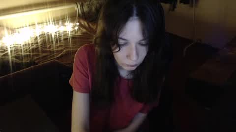 Snapshot of blue__velvet_ chatting on 06-04-26, 09:32 blue__velvet_ online show from 06-04-26, 09:32