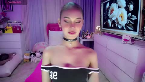 aivee online show from 11-22-25, 05:39