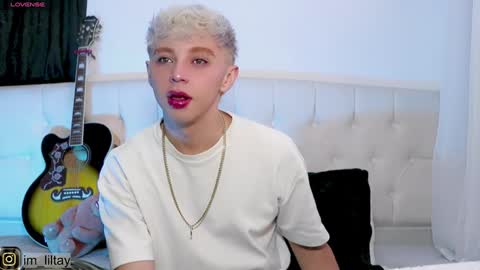 TAY   online show from 01-12-25, 01:48