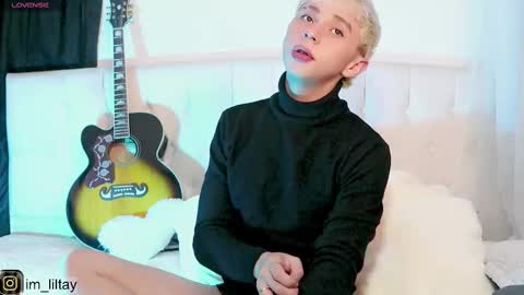 TAY   online show from 02-15-25, 12:37