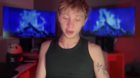 TAY   online show from 12-19-25, 11:12