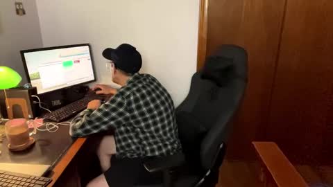 Snapshot of blue_meanie_13 chatting on 09-14-25, 06:23 Blue Meanie online show from 09-14-25, 06:23