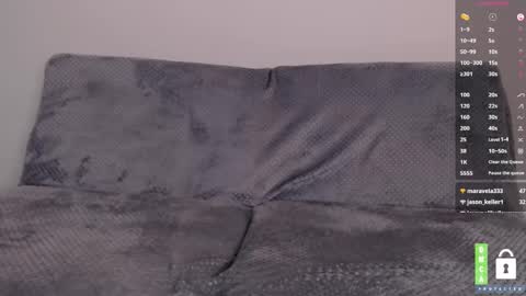 Snapshot of blue_nebula chatting on 01-24-25, 01:24 Blue online show from 01-24-25, 01:24