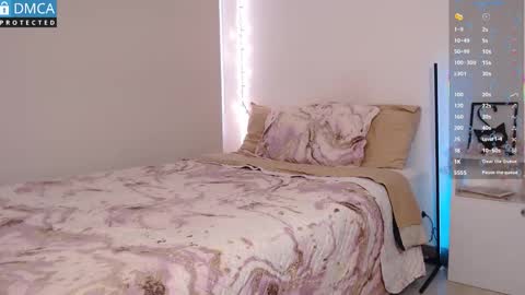 Snapshot of blue_nebula chatting on 11-03-25, 01:12 Blue online show from 11-03-25, 01:12