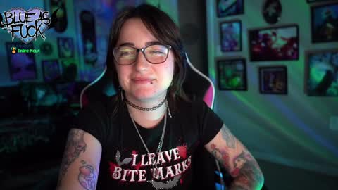 Blue online show from 12-16-24, 01:42