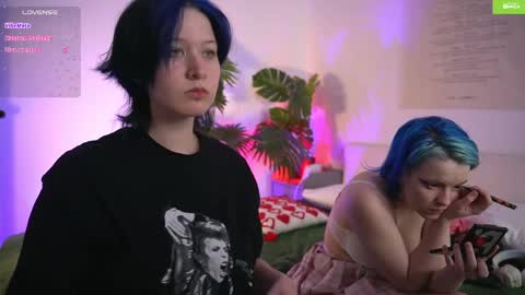 bluebeell online show from 04-19-26, 01:10