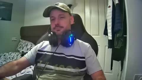 bluebirdflame1 online show from 01-10-25, 02:57