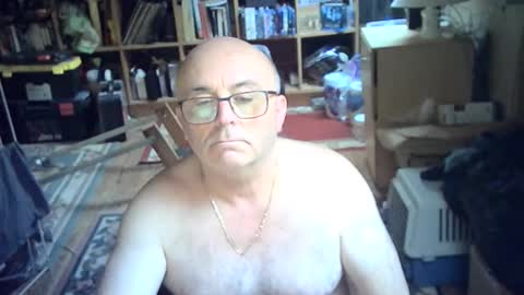 bluebox65 online show from 11-06-25, 03:24