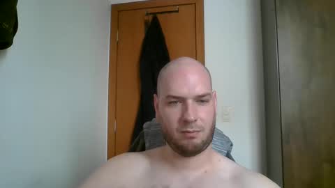 Snapshot of bluec2c chatting on 12-10-24, 02:17 Blue online show from 12-10-24, 02:17