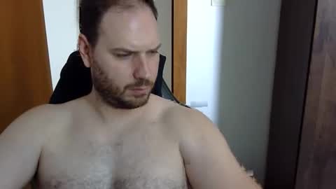 Snapshot of bluec2c chatting on 11-11-25, 04:40 Blue online show from 11-11-25, 04:40