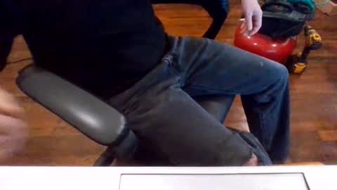Snapshot of bluecollar_smalldick chatting on 05-25-26, 04:46 bluecollar_smalldick online show from 05-25-26, 04:46