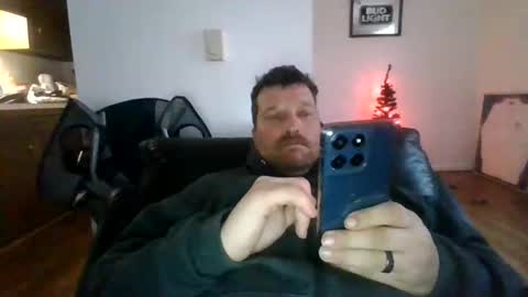 Snapshot of bluedemoneyes1986 chatting on 11-18-25, 09:30 bluedemoneyes1986 online show from 11-18-25, 09:30