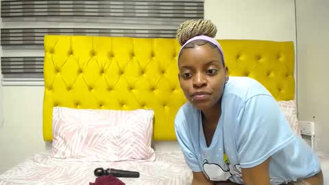 Tee online show from 02-26-25, 02:37