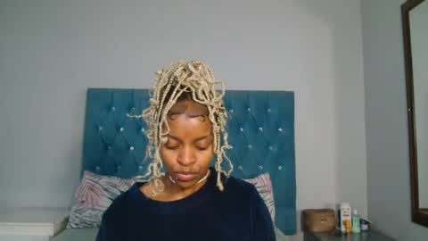 Snapshot of bluedi622952 chatting on 06-23-26, 07:06 Tee online show from 06-23-26, 07:06