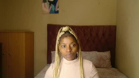 Snapshot of bluedi622952 chatting on 08-02-26, 06:23 Tee online show from 08-02-26, 06:23