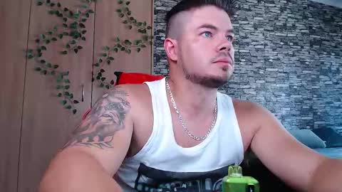 blueeyeboy0 online show from 01-13-26, 09:03