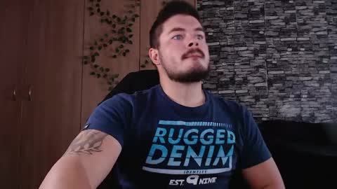 blueeyeboy0 online show from 05-20-26, 07:58