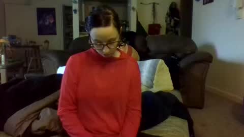 Blueeyedbeauty online show from 12-14-25, 11:09