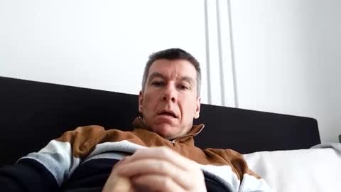 blueeyesteele online show from 04-13-26, 11:37