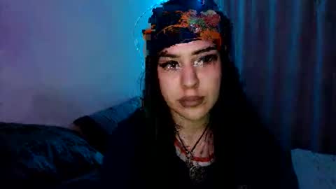 Snapshot of bluegoddessstoned chatting on 10-03-25, 03:03 bluegoddessstoned online show from 10-03-25, 03:03