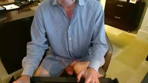 blueisles online show from 11-30-25, 05:39