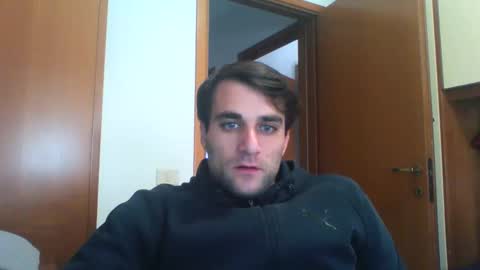 bluejoee online show from 12-20-25, 08:54