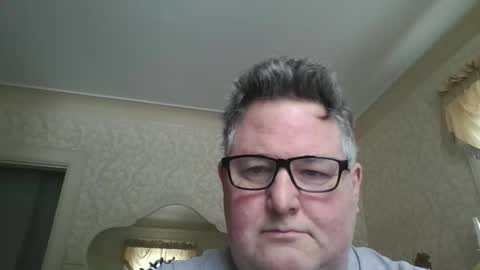 Snapshot of bluemoose70 chatting on 02-10-26, 07:29 bluemoose70 online show from 02-10-26, 07:29